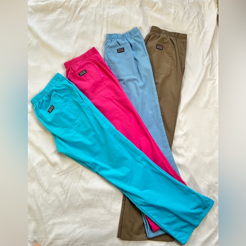 Cherokee women’s scrubs size XS.